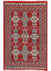Red Caucasian 2' 7 x 4' - No. 44573