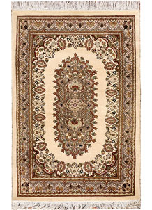 Bisque Isfahan 2' x 3' - SKU 73583