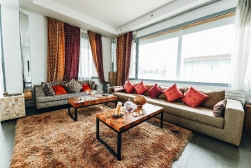 Which Rug Shape Should You Choose?