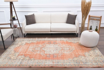 Uncover the Beauty and History Behind Oushak Rugs